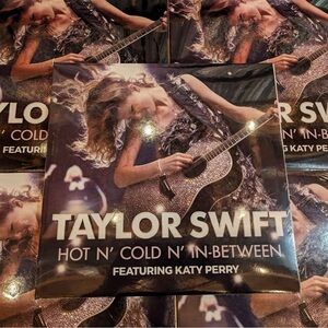 Taylor Swift – Hot N' Cold N' In-Between, Featuring Katy Perry  Vinyl